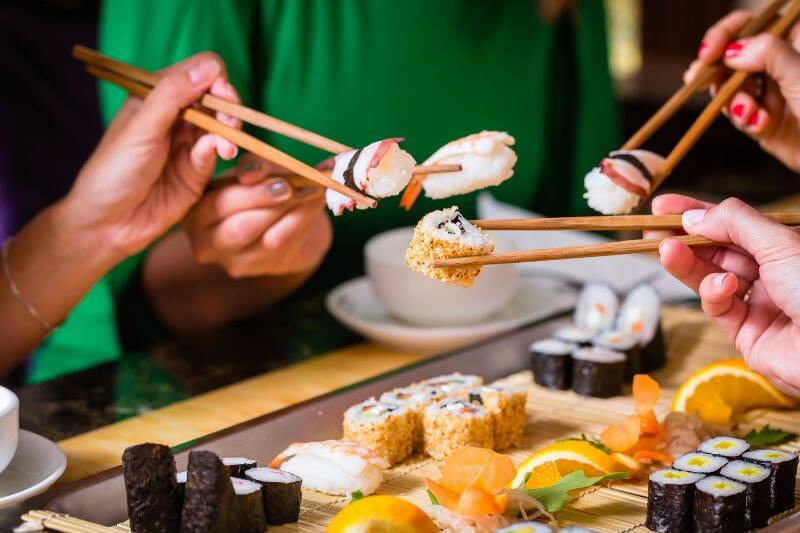 Palillos desechables vs reutilizables